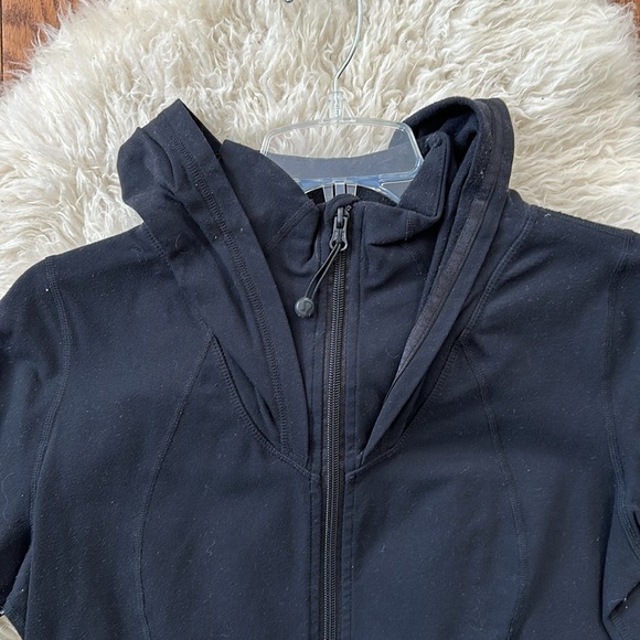 Lululemon Jacket - Picture 2 of 4
